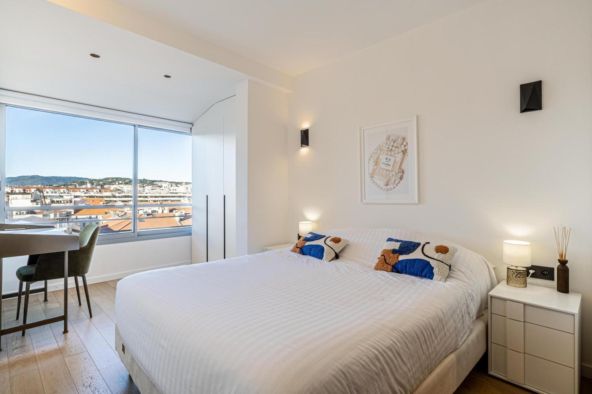 Appartements Croisette Grand Hotel Кан Екстериор снимка