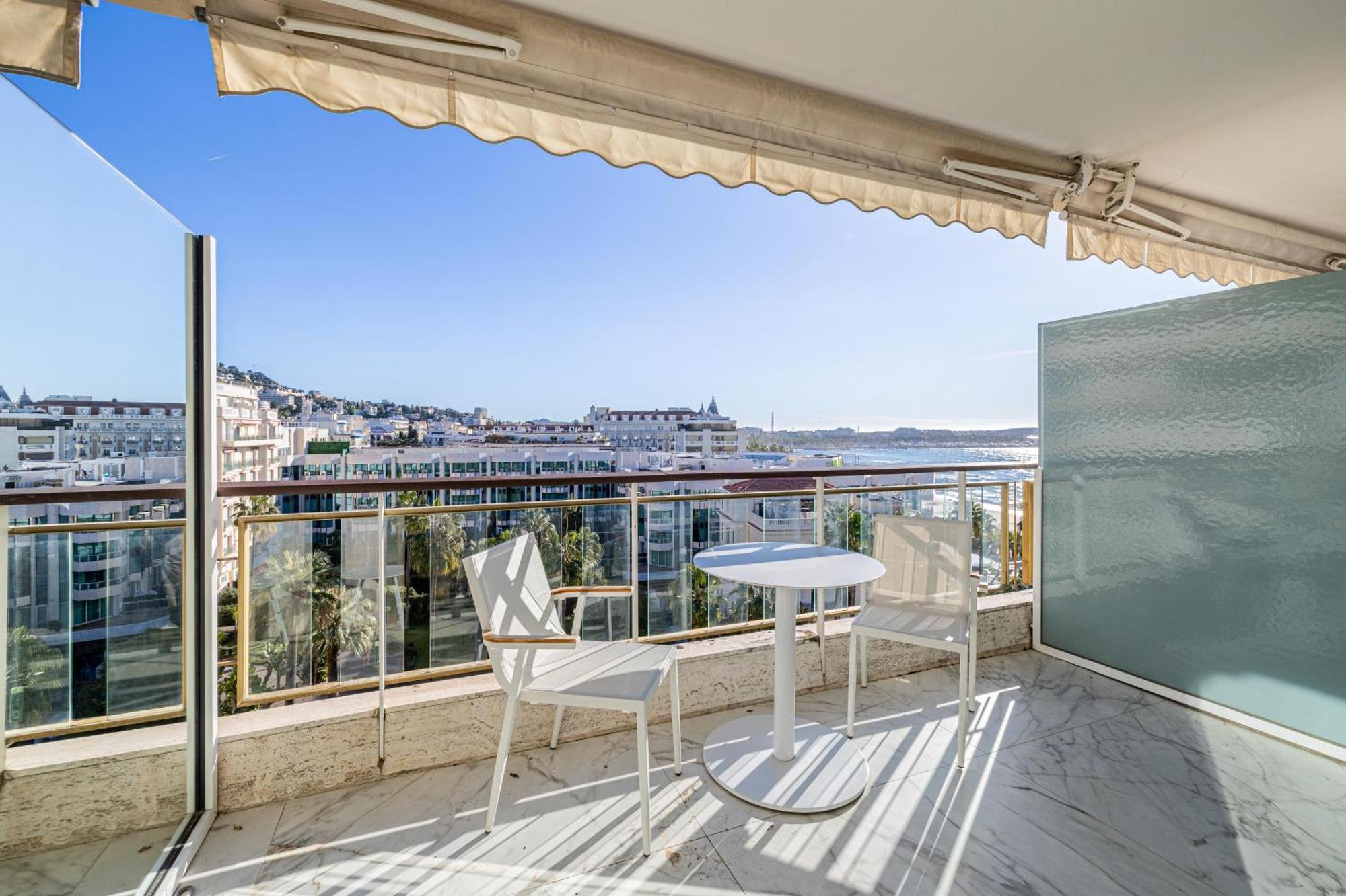 Appartements Croisette Grand Hotel Кан Екстериор снимка